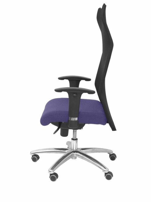Modelo Sahuco - Sillón de dirección ergonómico con mecanismo sincro y regulable en altura - Respaldo de malla transpirable y asiento tapizados en tejido BALI color azul claro