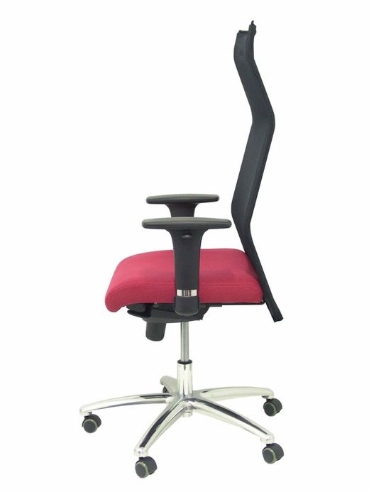 Modelo Sahuco - Sillón de dirección ergonómico con mecanismo sincro y regulable en altura - Respaldo de malla transpirable y asiento tapizados en tejido BALI color granate