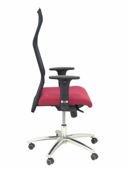 Modelo Sahuco - Sillón de dirección ergonómico con mecanismo sincro y regulable en altura - Respaldo de malla transpirable y asiento tapizados en tejido BALI color granate