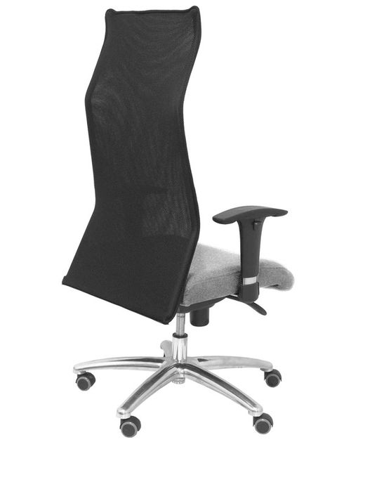 Modelo Sahuco - Sillón de dirección ergonómico con mecanismo sincro y regulable en altura - Respaldo de malla transpirable y asiento tapizados en tejido BALI color gris