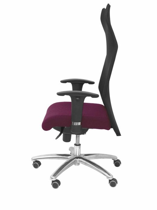 Modelo Sahuco - Sillón de dirección ergonómico con mecanismo sincro y regulable en altura - Respaldo de malla transpirable y asiento tapizados en tejido BALI color morado