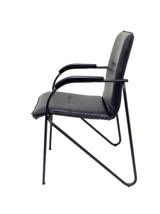 Modelo Samba - Pack de 2 sillas confidentes de 4 patas, con brazos y estructura negra - Asiento y respaldo tapizados en tejido similpiel negro