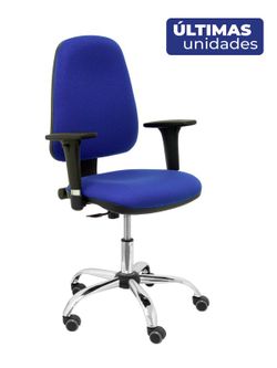 Modelo Sierra CP  Silla de oficina ergonómica con mecanismo de contacto permanente y regulable en altura  Asiento y tejido tapizado en tejido BALI color azul (BRAZOS REGULABLES EN ALTURA)