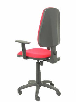 Modelo Sierra - Silla de oficina con mecanismo de contacto permanente y regulable en altura - Asiento y respaldo tapizados en tejido BALI color rojo. Brazos regulables incluidos