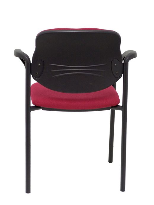 Modelo Styl - Silla confidente de 4 patas, con brazos y estructrua negra - Asiento y respaldo tapizados en tejido BALI color granate