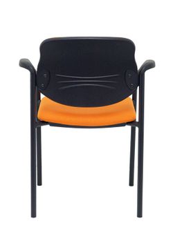 Modelo Styl - Silla confidente de 4 patas, con brazos y estructrua negra - Asiento y respaldo tapizados en tejido BALI color naranja