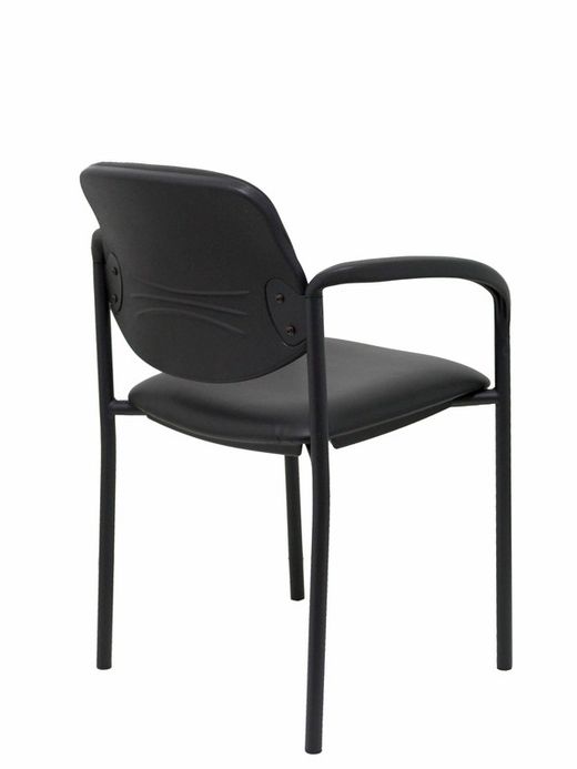 Modelo Styl - Silla confidente de 4 patas, con brazos y estructrua negra - Asiento y respaldo tapizados en tejido similpiel negro