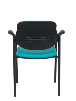 Modelo Styl - Silla confidente de 4 patas, con brazos y estructrua negra - Asiento y respaldo tapizados en tejido similpiel verde