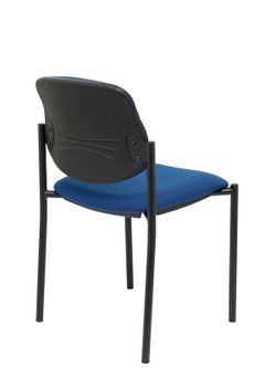 Modelo Styl - Silla confidente de 4 patas y estructrua negra - Asiento y respaldo tapizados en tejido BALI color azul marino