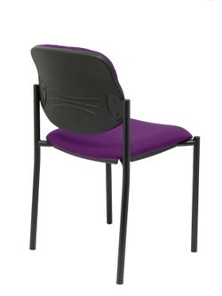 Modelo Styl - Silla confidente de 4 patas y estructrua negra - Asiento y respaldo tapizados en tejido BALI color morado