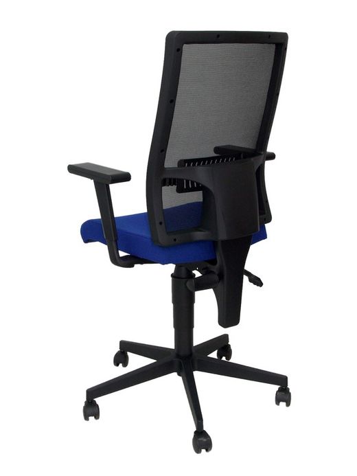 Modelo TakTik - Silla de oficina ergonómica con mecanismo de contacto permanente de doble maneta, brazos regulables y refuerzo lumbar - Respaldo de malla transpirable en color negro y asiento tapizado en tejido BALI color azul