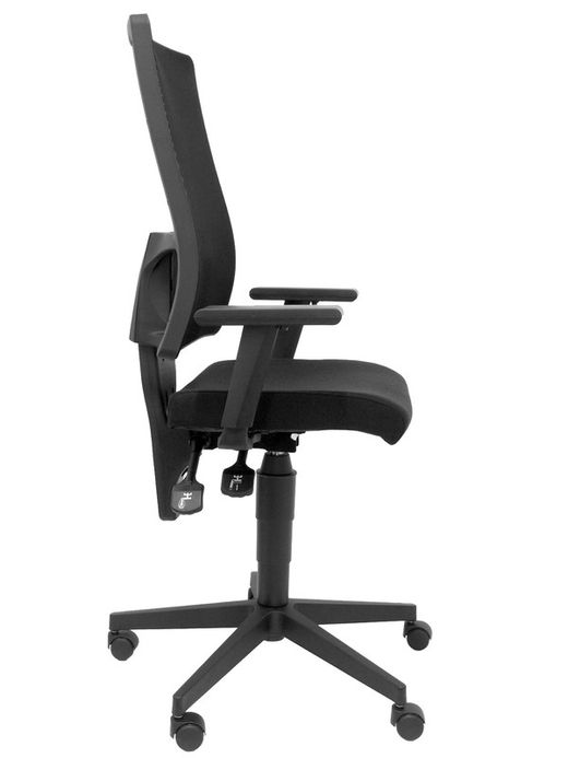 Modelo Taktik - Silla de oficina ergonómica con mecanismo de contacto permanente de doble maneta, brazos regulables y refuerzo lumbar - Respaldo de malla transpirable en color negro y asiento tapizado en tejido BALI color negro.