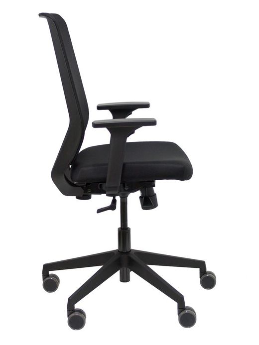 Modelo To Sync Work - Silla de oficina ergonómica con mecanismo sincro con traslack, regulable en altura - Respaldo alto de malla transpirable con refuerzo lumbar regulable y asiento tapizado. Brazos regulables 2D.