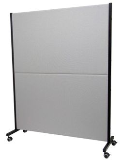 Modelo Valdeganga - Biombo separador con ruedas con freno, para oficinas y centros de trabajo, desmontable y con estructura de color negro - Tapizado en tejido BALI color gris.