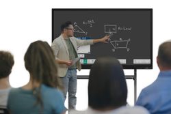 Pantalla interactiva para la educación Synetech TAURUS