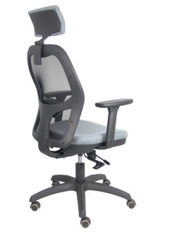 Silla con sistema traslack con malla negra y asiento bali gris con brazos 3D, cabecero regulable