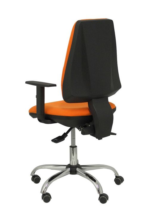 Silla de oficina ergonómica con mecanismo asincro y regulable en altura