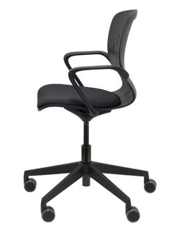 Silla de oficina ergonómica con mecanismo giratorio, regulable en altura - Respaldo en PVC y asiento tapizado en tejido focus color negro.