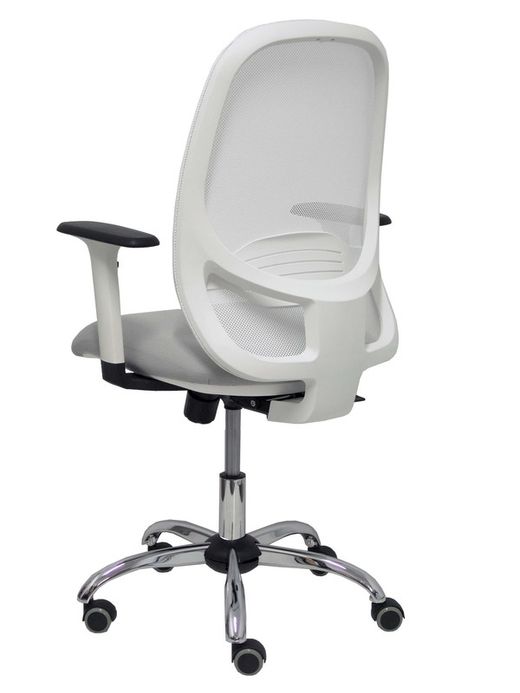 Silla de oficina ergonómica con mecanismo sincro, brazos regulables blancos y ajustable en altura
