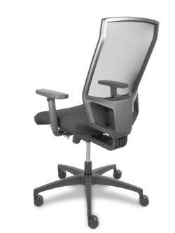 Silla de oficina ergonómica con mecanismo sincro con traslack, regulable en altura - Respaldo de malla y asiento tapizado en tejido polo color negro. Brazos regulables.
