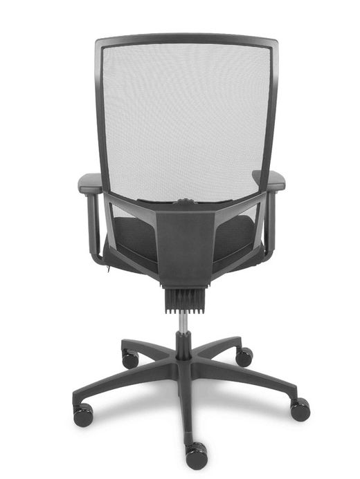 Silla de oficina ergonómica con mecanismo sincro con traslack, regulable en altura - Respaldo de malla y asiento tapizado en tejido polo color negro. Brazos regulables.