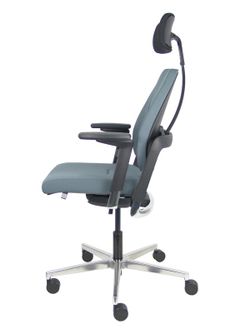 Silla de oficina ergonómica, de alto diseño, con mecanismo X-MOVE en el respaldo, con cabecero y asiento tapizado en tejido bondai color gris, brazos regulables 4D