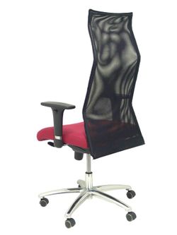 Sillón de dirección ergonómico con mecanismo sincro y regulable en altura, especial para personas de envergadura (hasta 160 kgs)