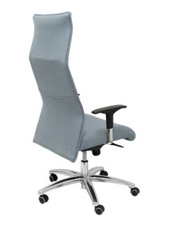 Sillón de dirección ergonómico con mecanismo sincro y regulable en altura, especial para personas de envergadura (hasta 160 kgs)