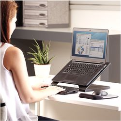Supporto per laptop Designer Suites™