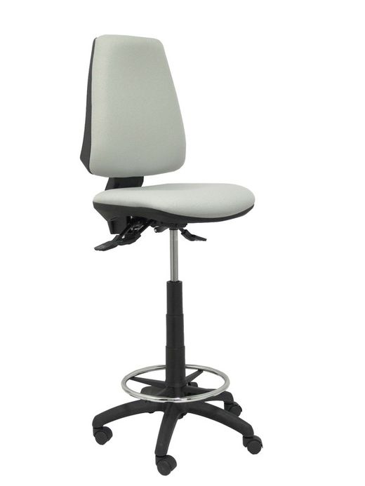 Taburete de oficina ergonómico con mecanismo asincro y regulable en altura color gris claro