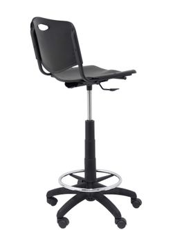 Taburete Robledo giratoria - Taburete de oficina ergonómica, regulable en altura y giratoria 360º -  Asiento y respaldo de plástico de color negro.