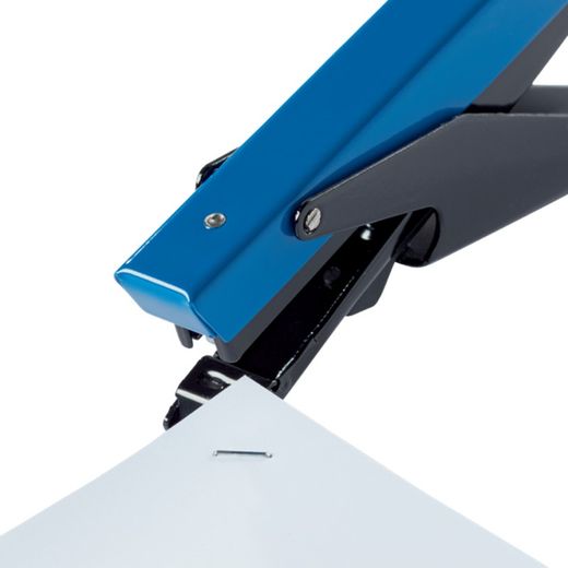 Petrus mini pince Majorette 205 + 1 boite agrafes 202 couleurs assorties