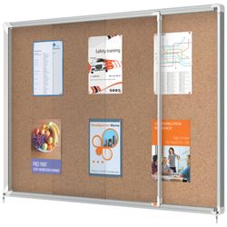 Vitrine NOBO Premium Plus com porta de correr fundo em cortiça 18 x folhas A4